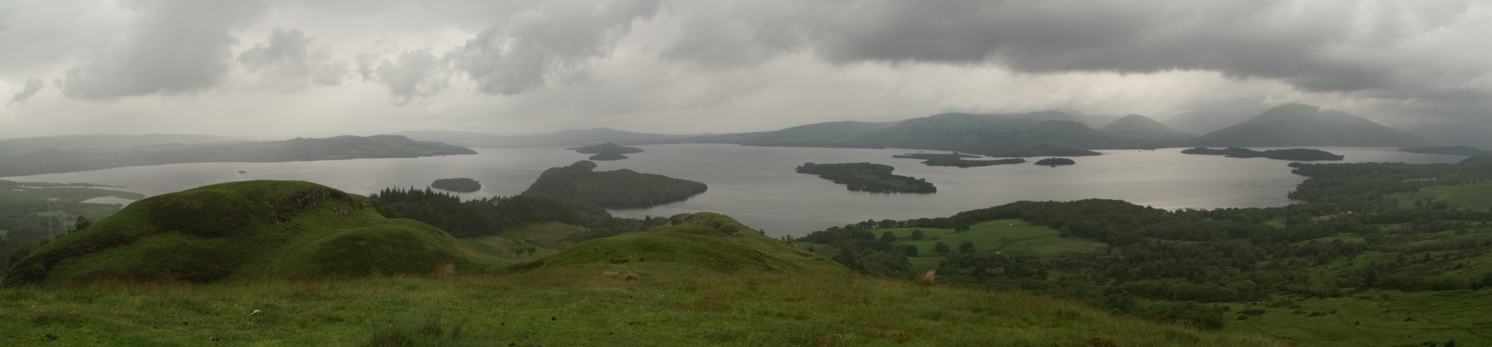 The panoramatic view on Loch Lomond. Photo: Jan Toman