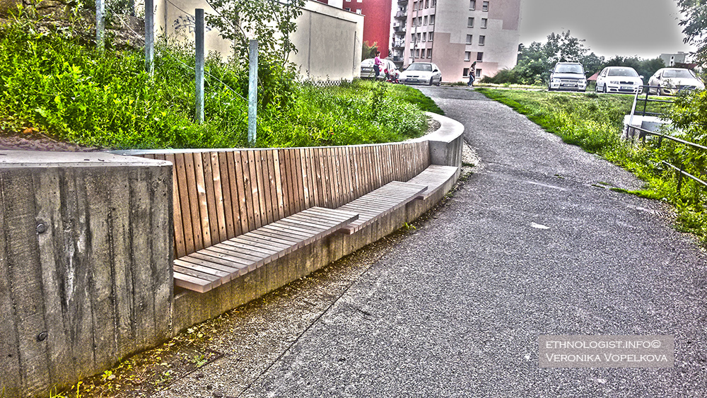 A wooden benches are welcomed not only by retirement people. Moreover, the monotony design of a city is broken. Photo: Veronika Vopelkova, 2017.